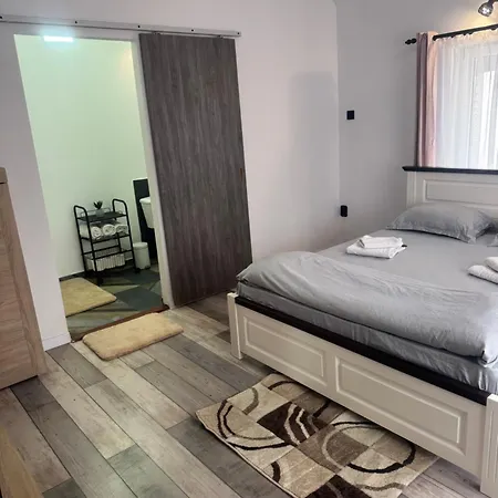 Apartment Compact House Cluj-Napoca